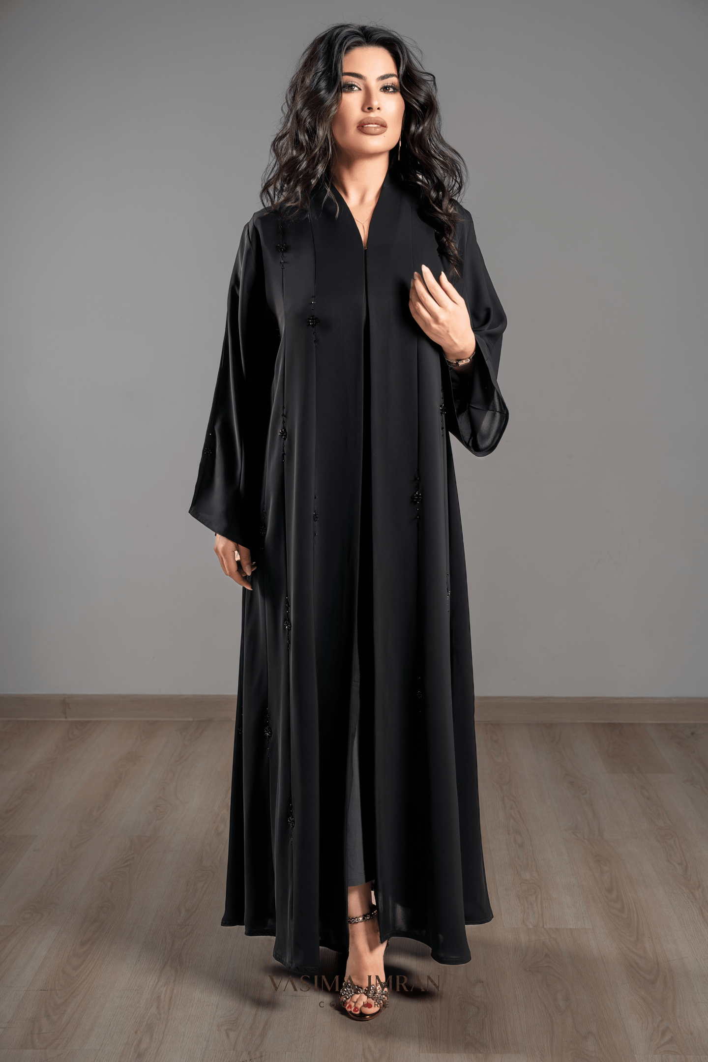VI Noir Subtle Embellished Abaya