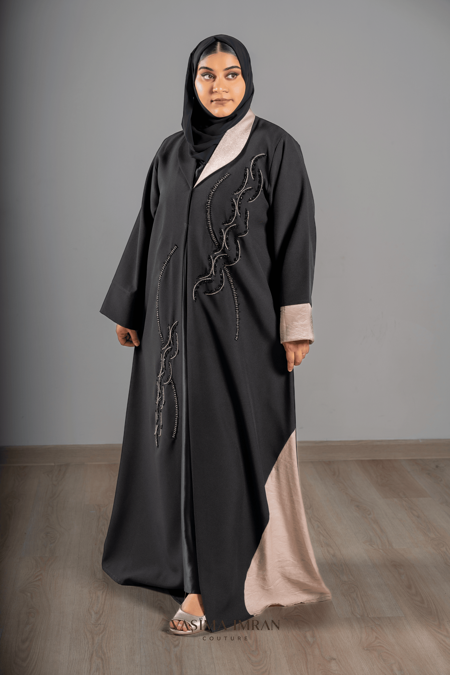 VI Noir Contrast Panel Abaya