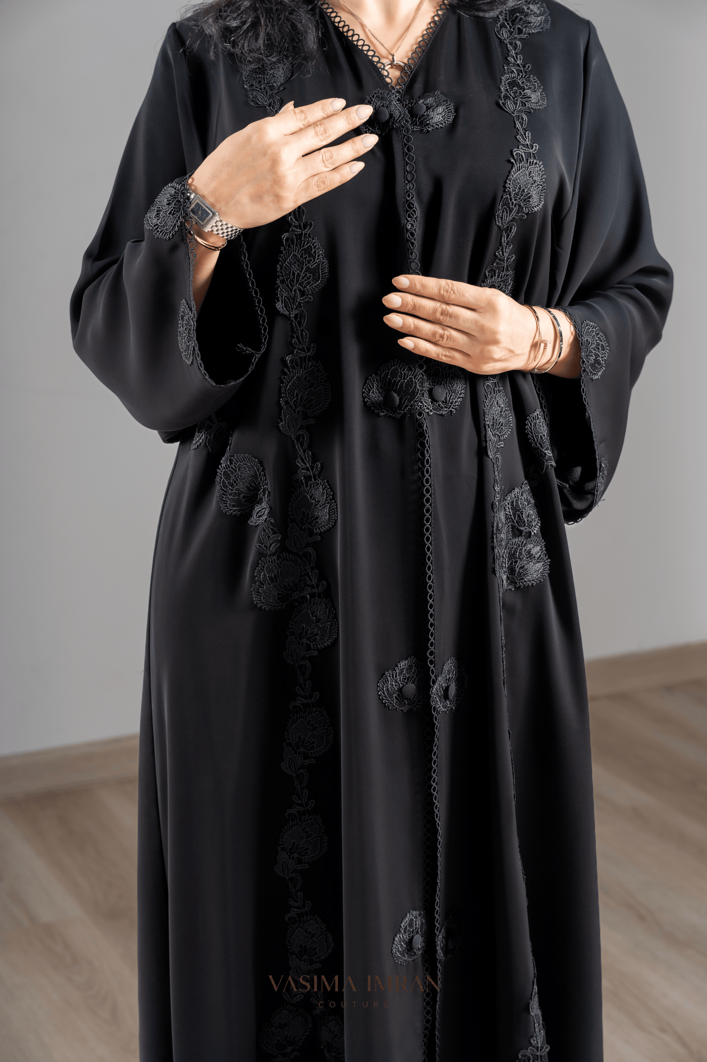 VI Noir Floral Lace Abaya