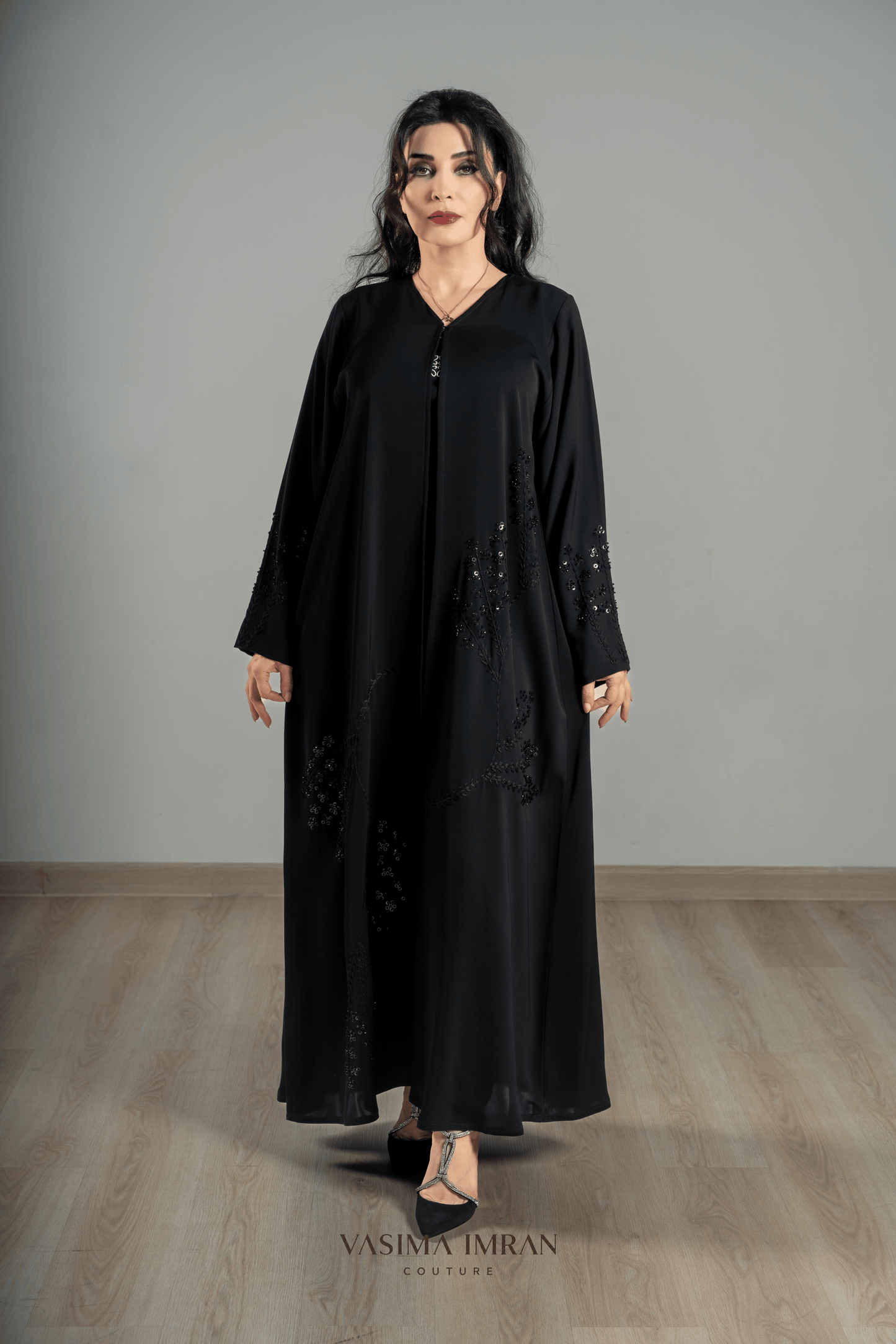 VI Noir Sequin Embroidered Abaya