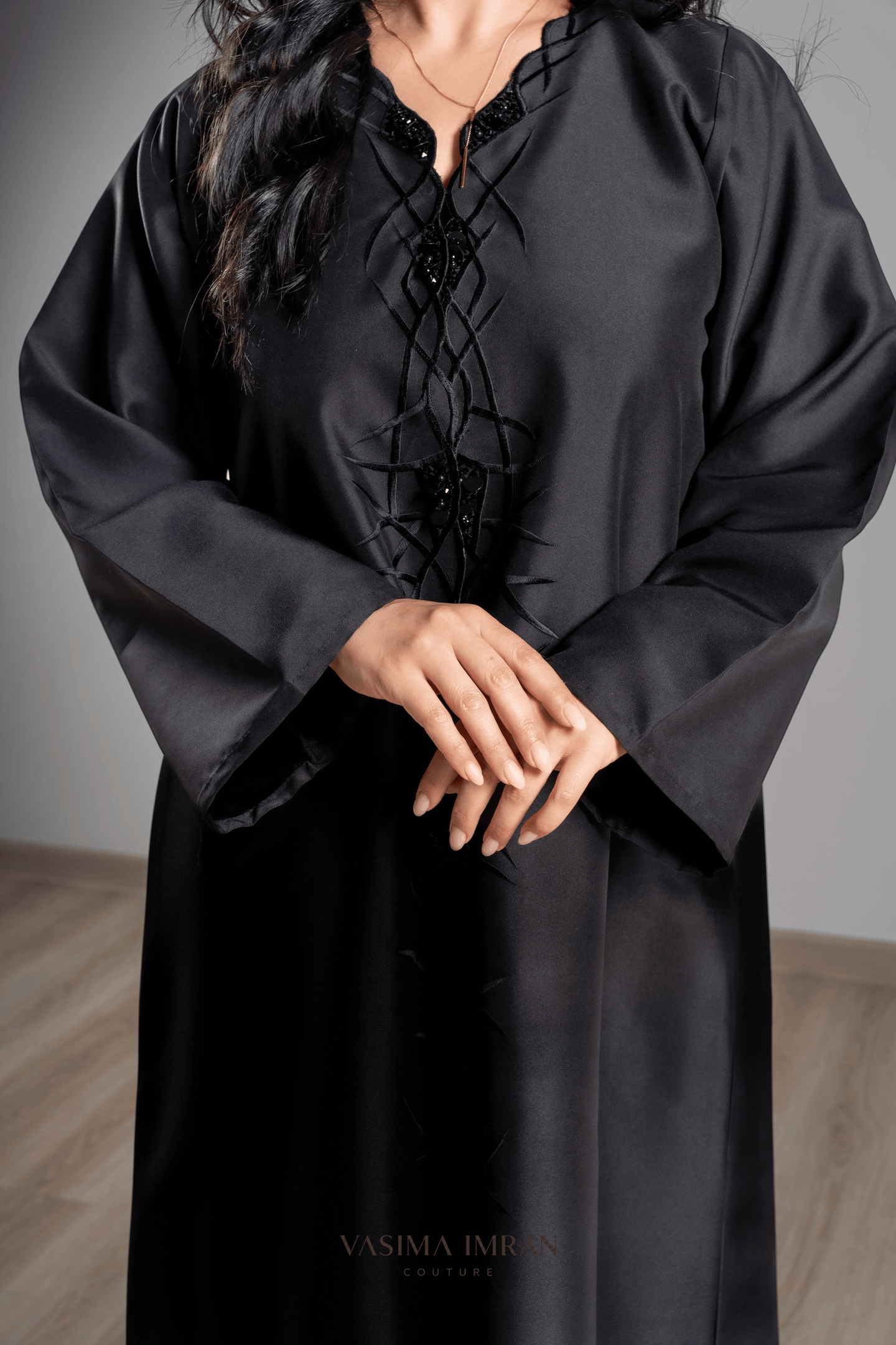 VI Noir Cutwork Embellished Abaya